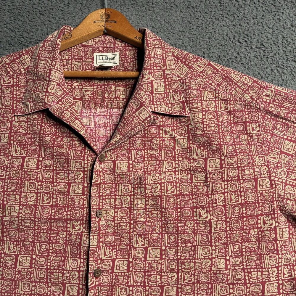 LL Bean Short Sleeve Hawaiian Camp Shirt Aztec Print Men's XL Button Loop Collar
